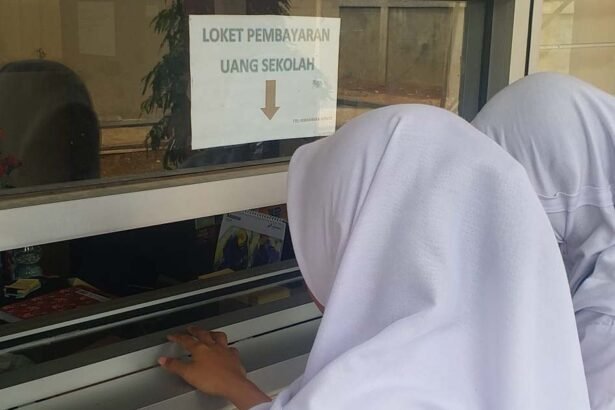 Pembayaran SPP sekolah