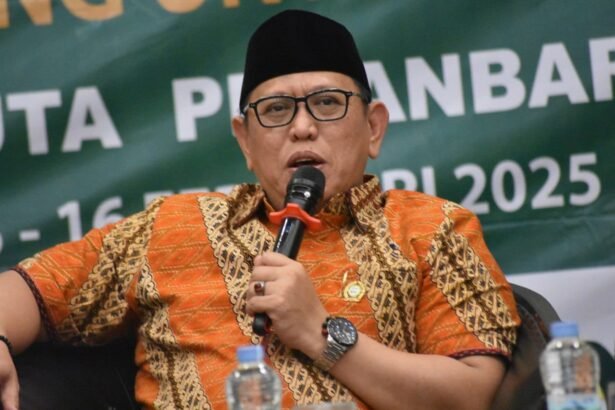 Anggota Komite I DPD RI asal Riau, KH Muhammad Mursyid