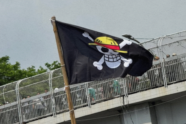 Bendera Jolly Roger dari serial One Piece banyak dikibarkan menjalang perayaan HUT RI ke-80